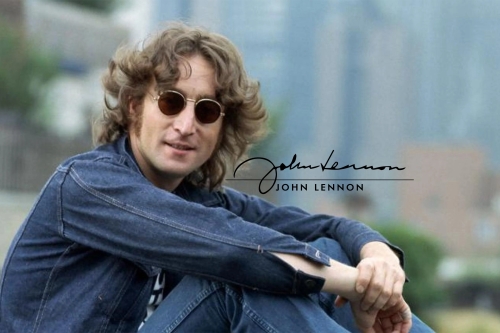 John Lennon: genio creativo, voz rebelde y símbolo eterno de paz